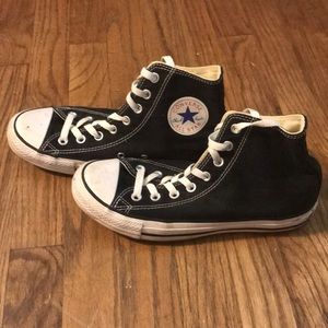 Black high top converse